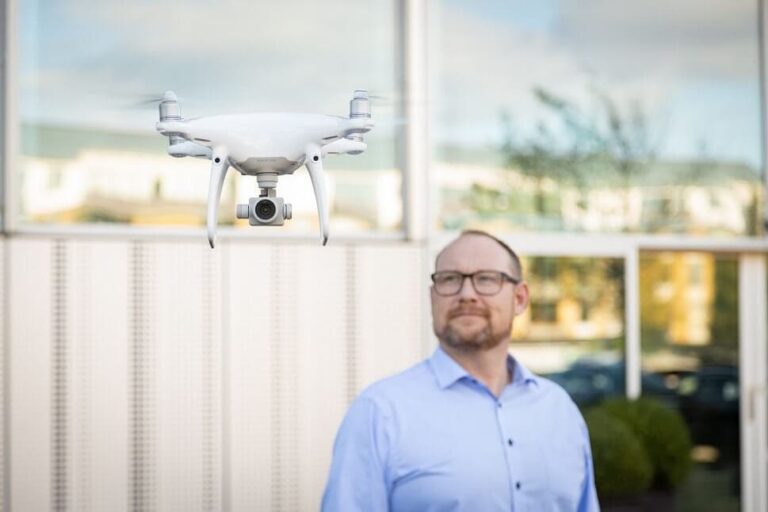 PRESSEMEDDELELSE – Droner får fast plads i servicevognen
